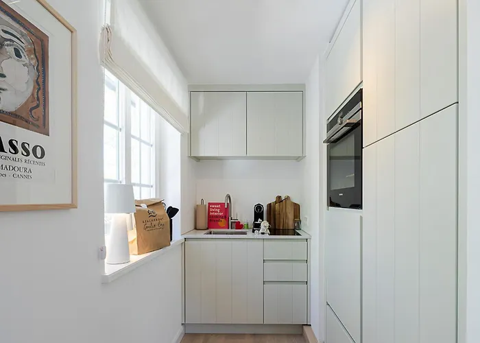 Kajuete #25 Dock 6c *